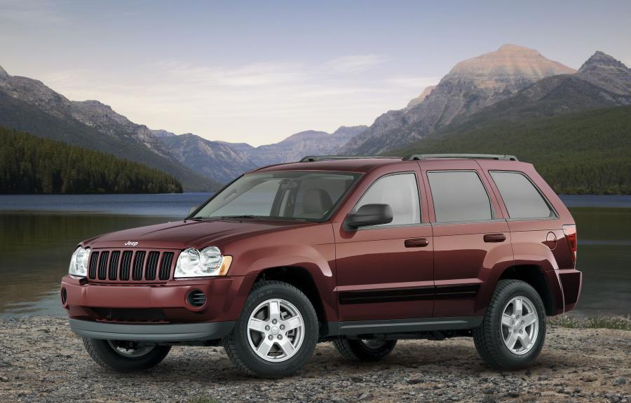  Jeep Grand Cherokee 2005 года  (фото 1 из 133)